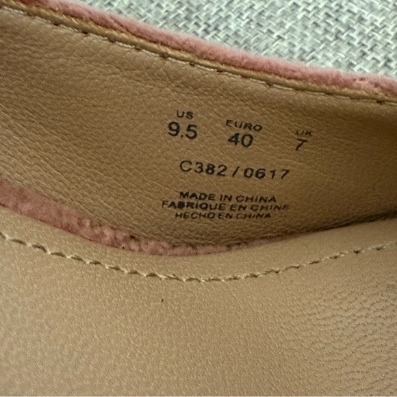 Pour La Victoire Pink Velvet Cece Rose Pointed Floral Embossed Pump 9.5 - Picture 12 of 13